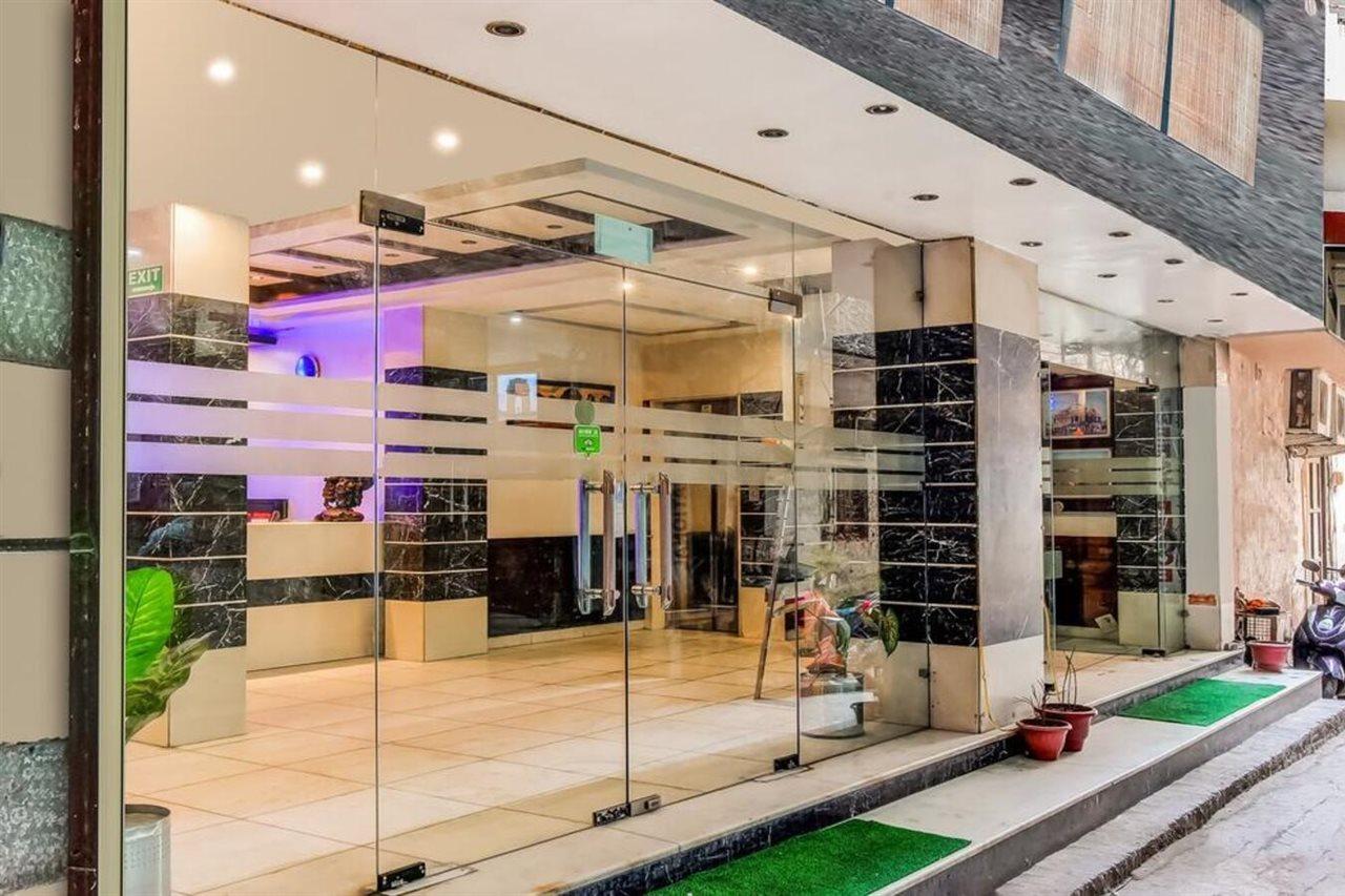 Oyo 7781 Hotel Sai International New Delhi Exteriör bild
