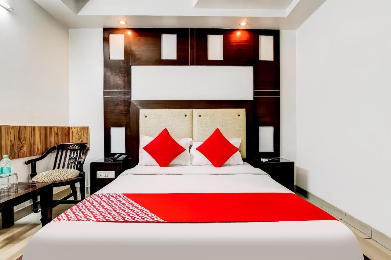 Oyo 7781 Hotel Sai International New Delhi Exteriör bild