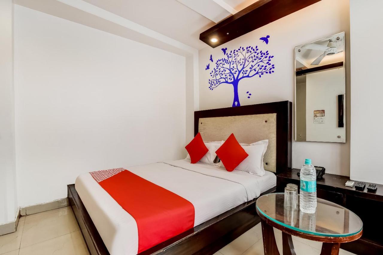 Oyo 7781 Hotel Sai International New Delhi Exteriör bild