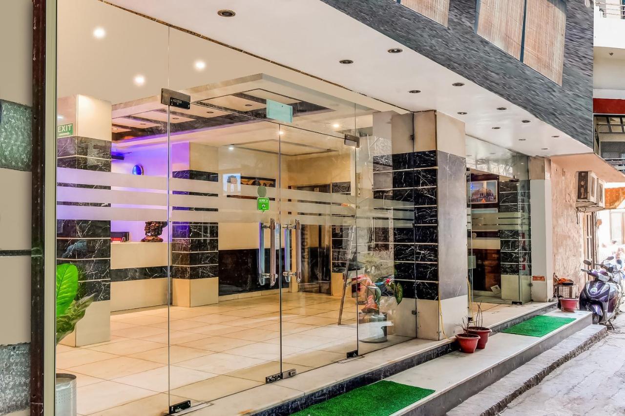 Oyo 7781 Hotel Sai International New Delhi Exteriör bild