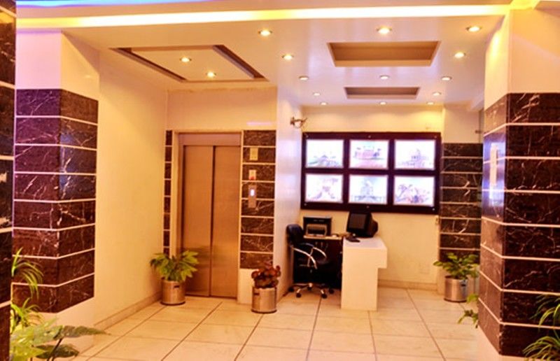 Oyo 7781 Hotel Sai International New Delhi Exteriör bild